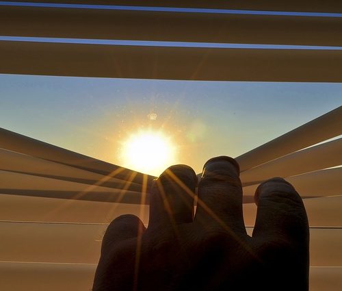 blinds-201173_640